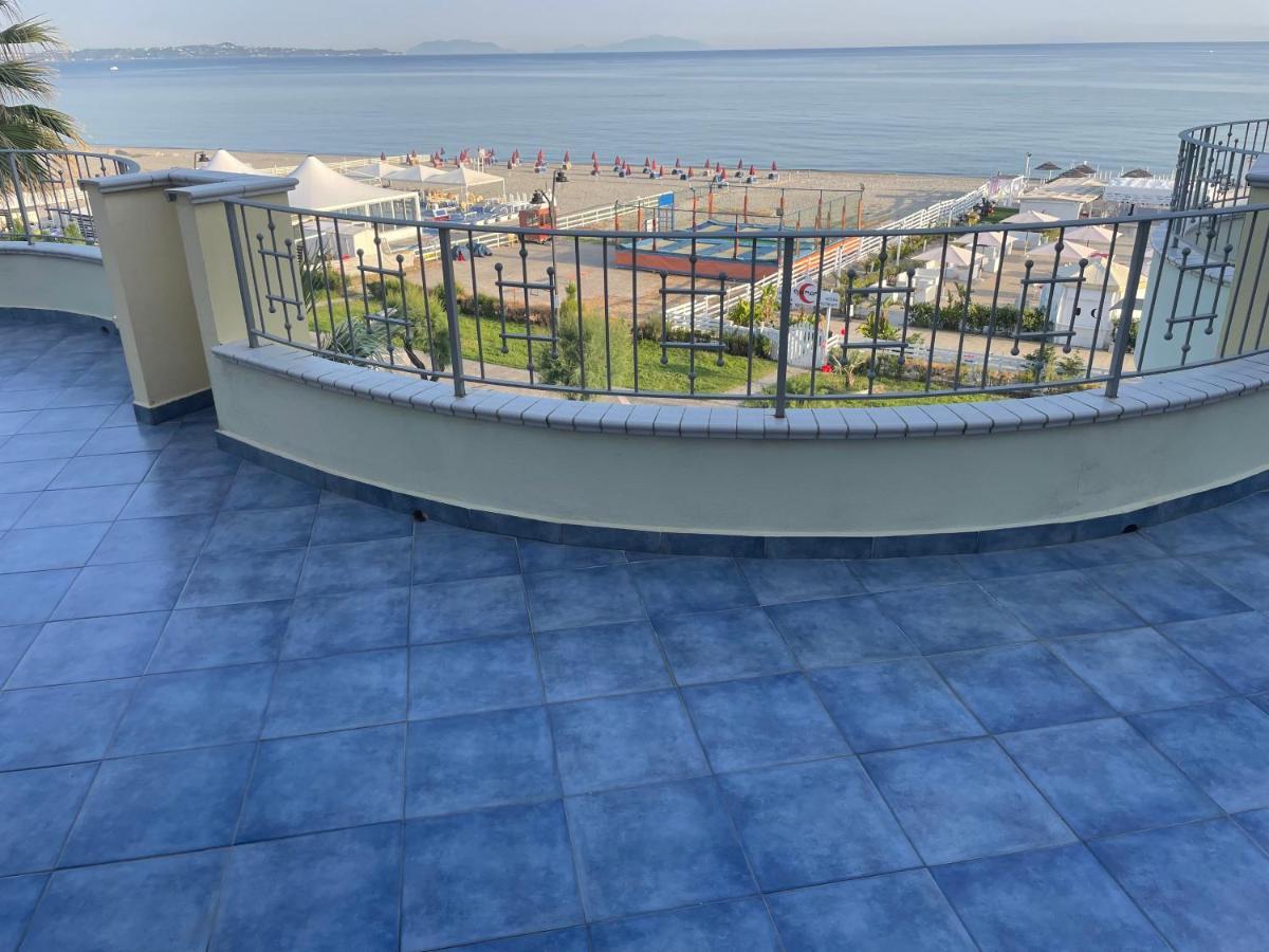 הוילה ונטיקו La Baia Di Ulisse מראה חיצוני תמונה